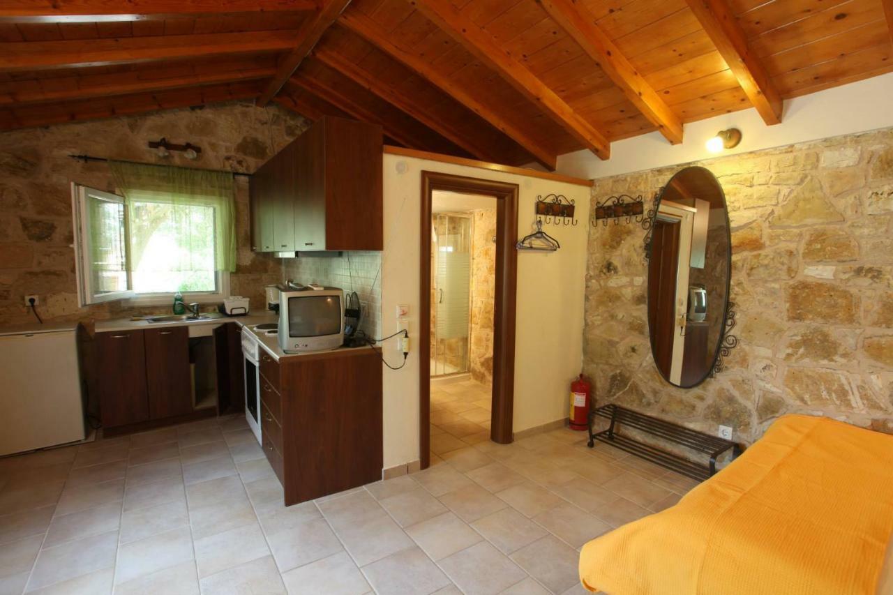 Villa Loulaki Magazia Paxi Arvanitakeika エクステリア 写真